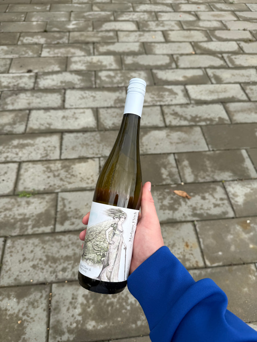 MadameFlock - Riesling 'Class A' '23